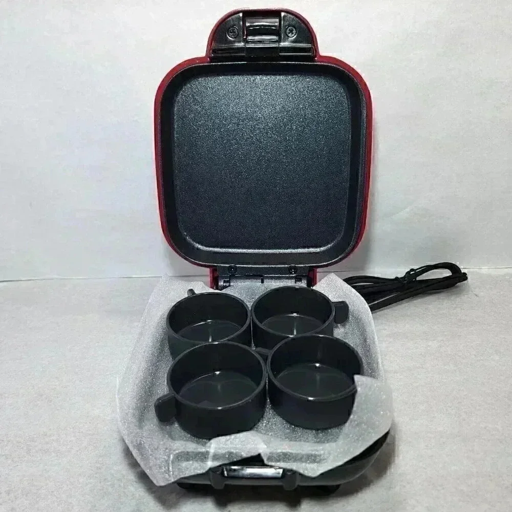 DASH Egg Bite Maker Fast Heating w/ 4 Silicone Molds & Recipe Guide NEW! Red